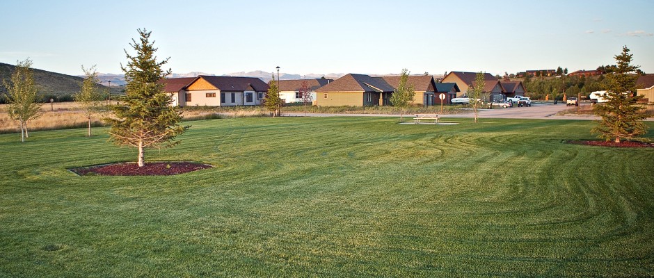 Landscaped Parks, Common Areas, & Bike Paths